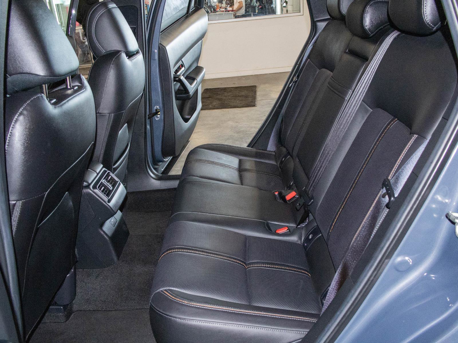 Used 2025 MAZDA CX-50 AWD 2.5 S w/ Premium Plus Pkg image 14