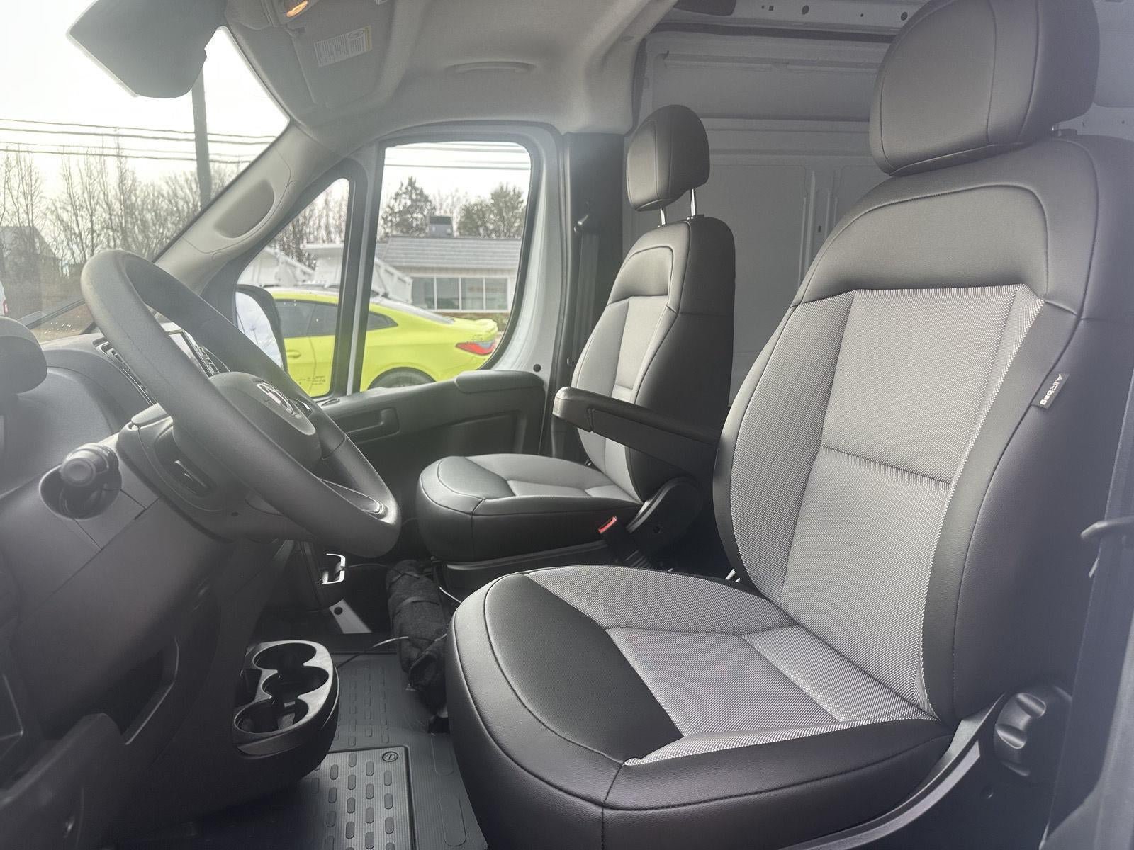New 2026 RAM ProMaster 1500 w/ Convenience Group FWD image 12