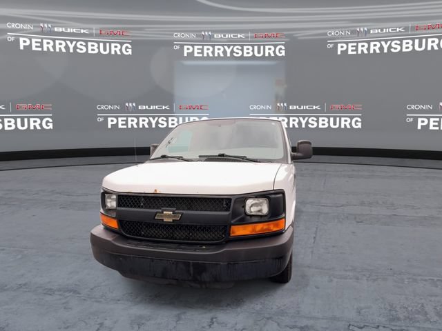 Used 2016 Chevrolet Express 2500 RWD image 3