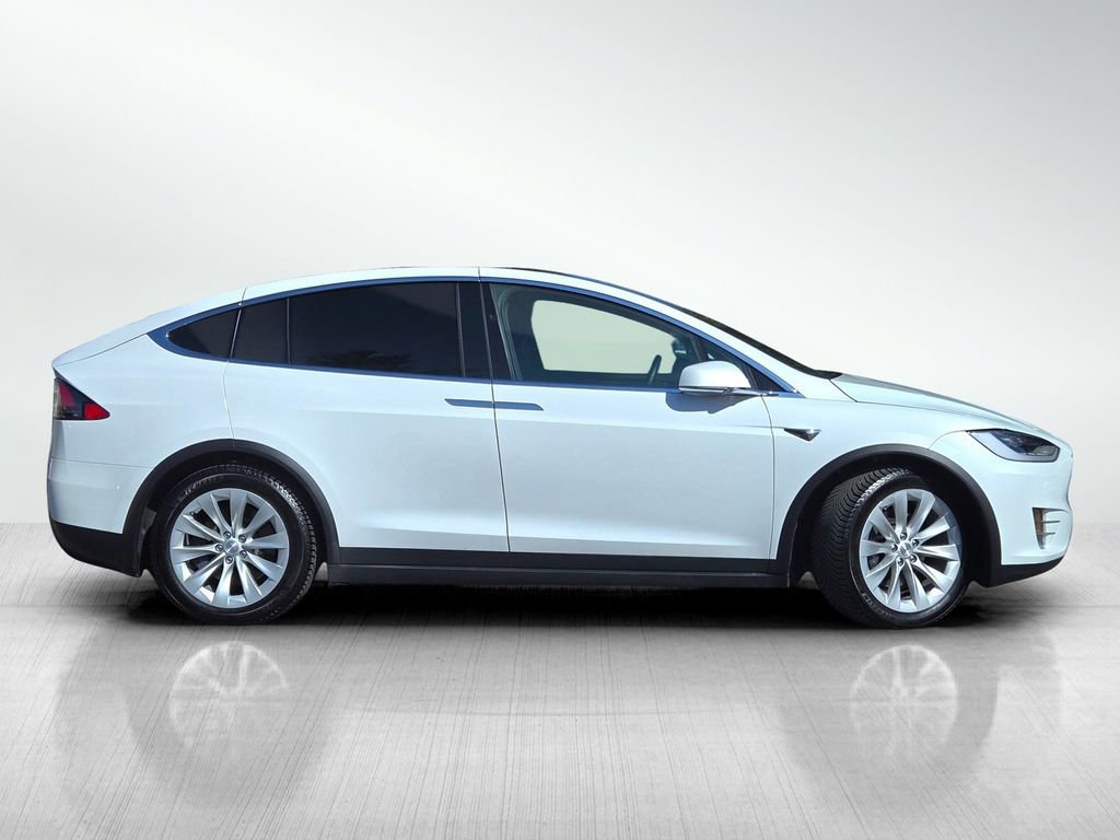 Used 2021 Tesla Model X Long Range image 4
