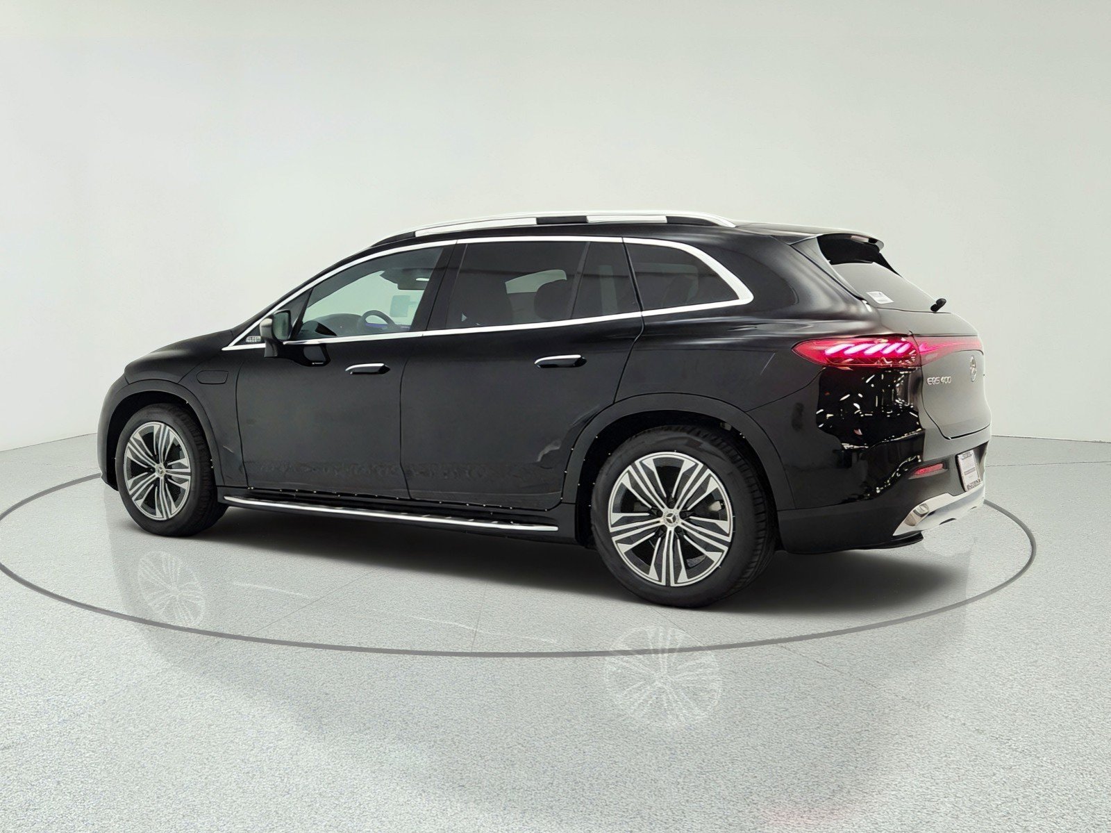 New 2026 Mercedes-Benz EQS 400 4MATIC SUV image 7
