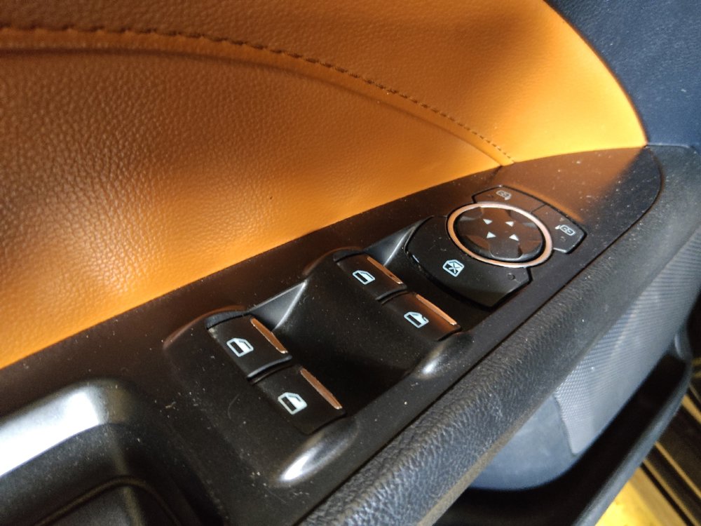 Used 2020 Ford Fusion Titanium FWD image 27