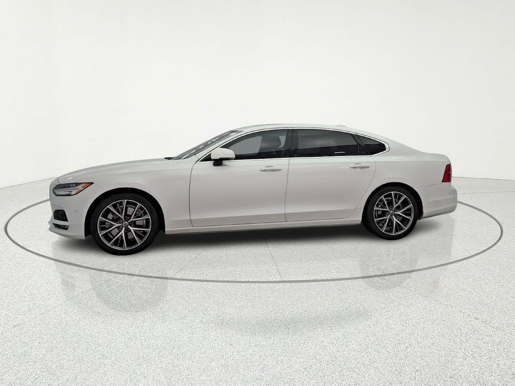 Used 2018 Volvo S90 T6 Momentum w/ Convenience Package image 5