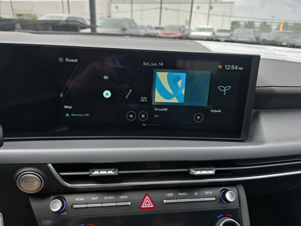 New 2025 Hyundai Sonata Limited image 25