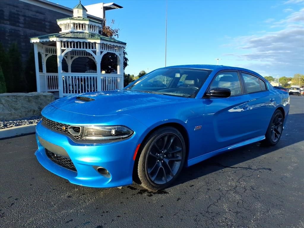 Used 2023 Dodge Charger Scat Pack w/ Plus Group RWD image 2