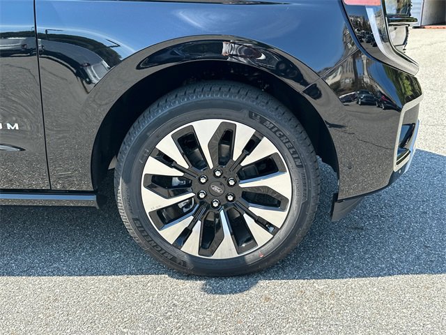 New 2025 Ford Expedition Max Platinum w/ Platinum Ultimate Package image 12