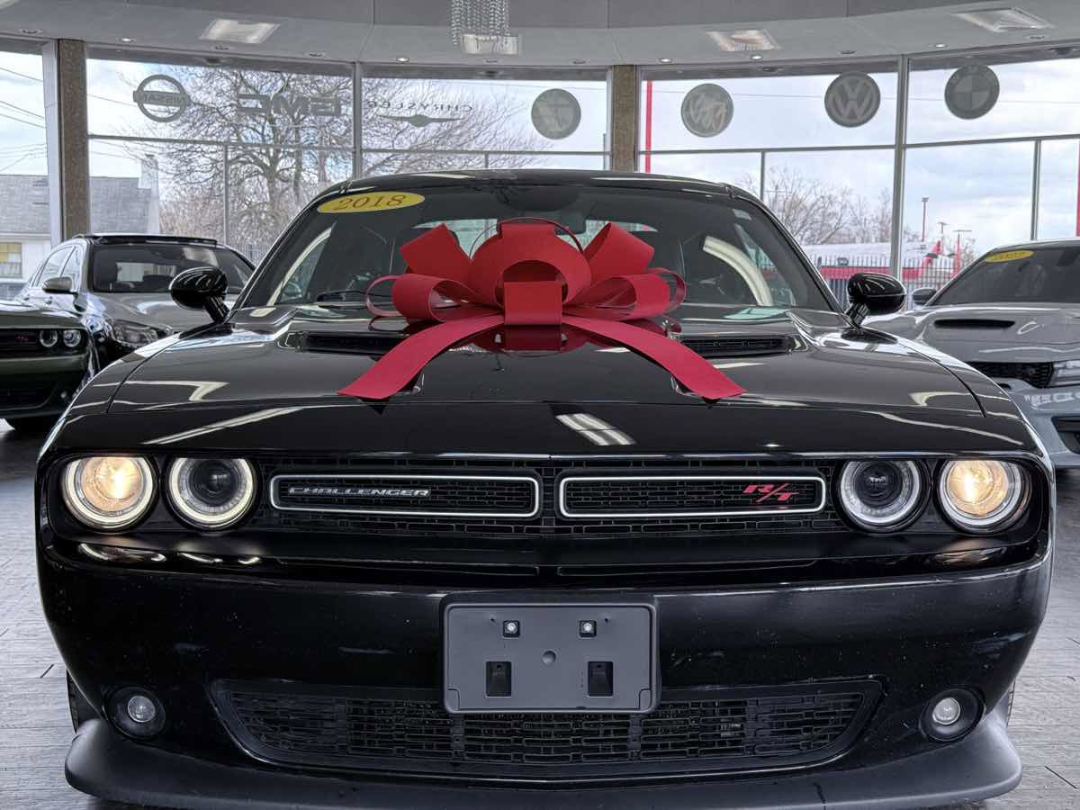Used 2018 Dodge Challenger R/T Scat Pack w/ Leather Interior Group image 6