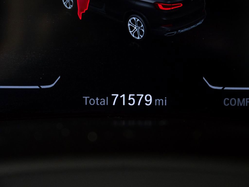 Used 2022 BMW X5 sDrive40i w/ Premium Package image 11