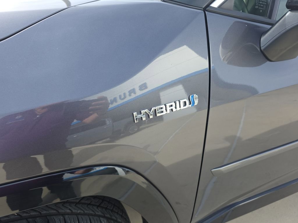 Used 2019 Toyota RAV4 XSE image 6