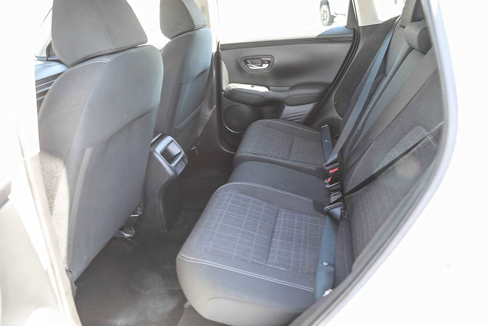 Used 2023 Honda HR-V LX image 18