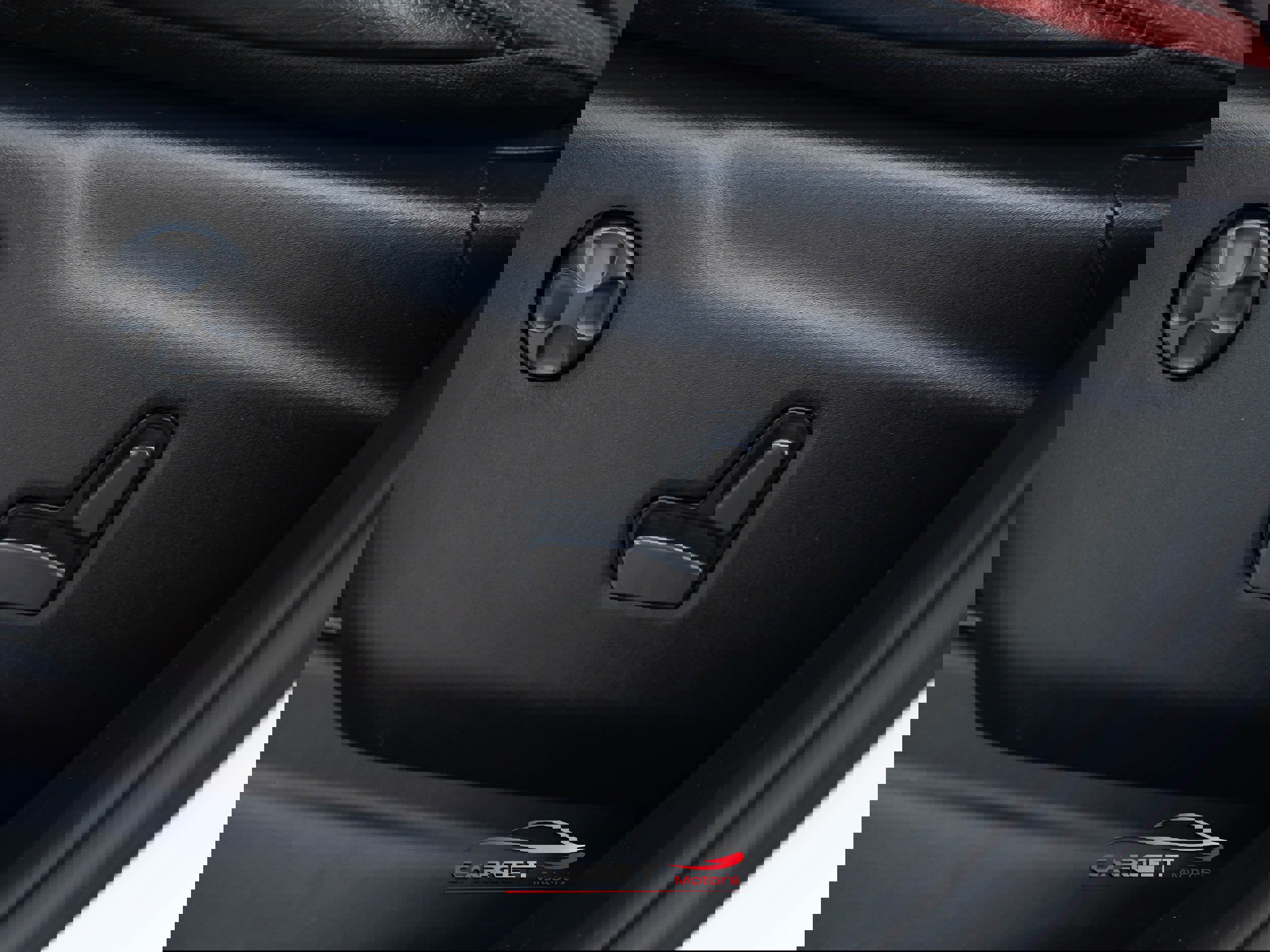 Used 2018 Dodge Durango SRT w/ SRT Interior Appearance Group image 37