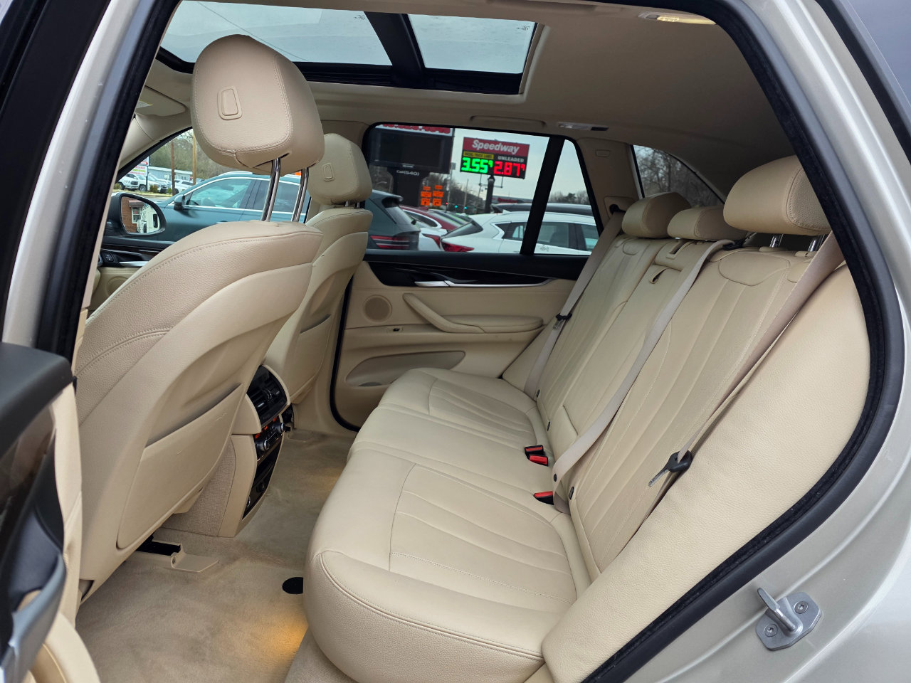 Used 2015 BMW X5 xDrive35i image 11