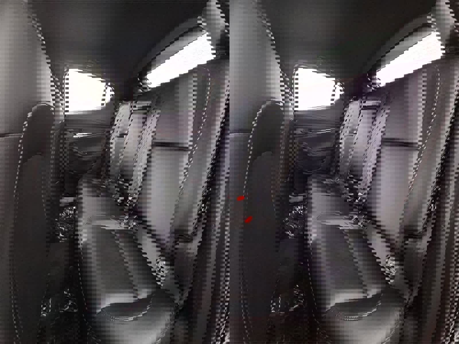 Used 2019 MAZDA MAZDA3 Hatchback image 19