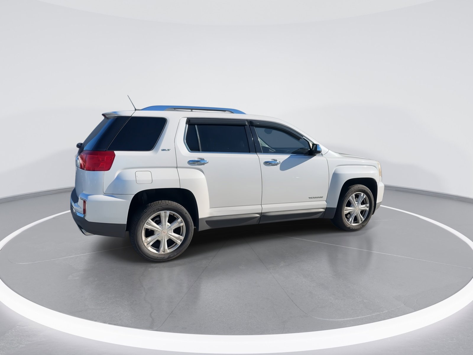 Used 2017 GMC Terrain SLT image 9