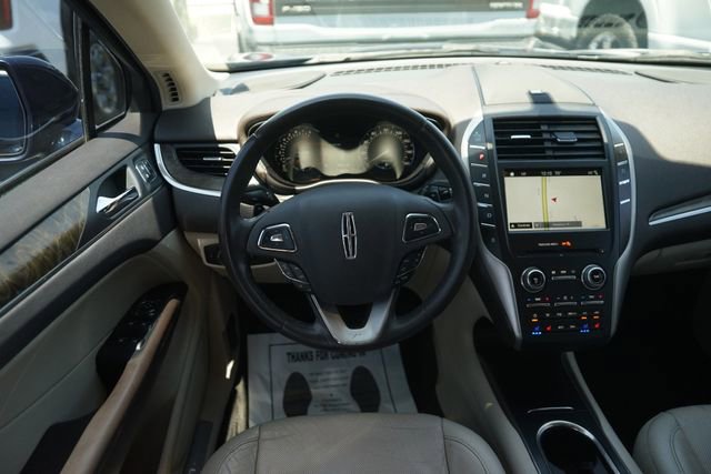 Used 2017 Lincoln MKC Reserve FWD image 22
