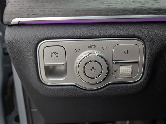 Used 2025 Mercedes-Benz GLE 350 4MATIC image 19