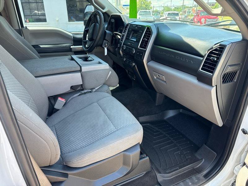 Used 2018 Ford F250 XLT w/ Snow Plow Prep Package AWD/4WD image 8