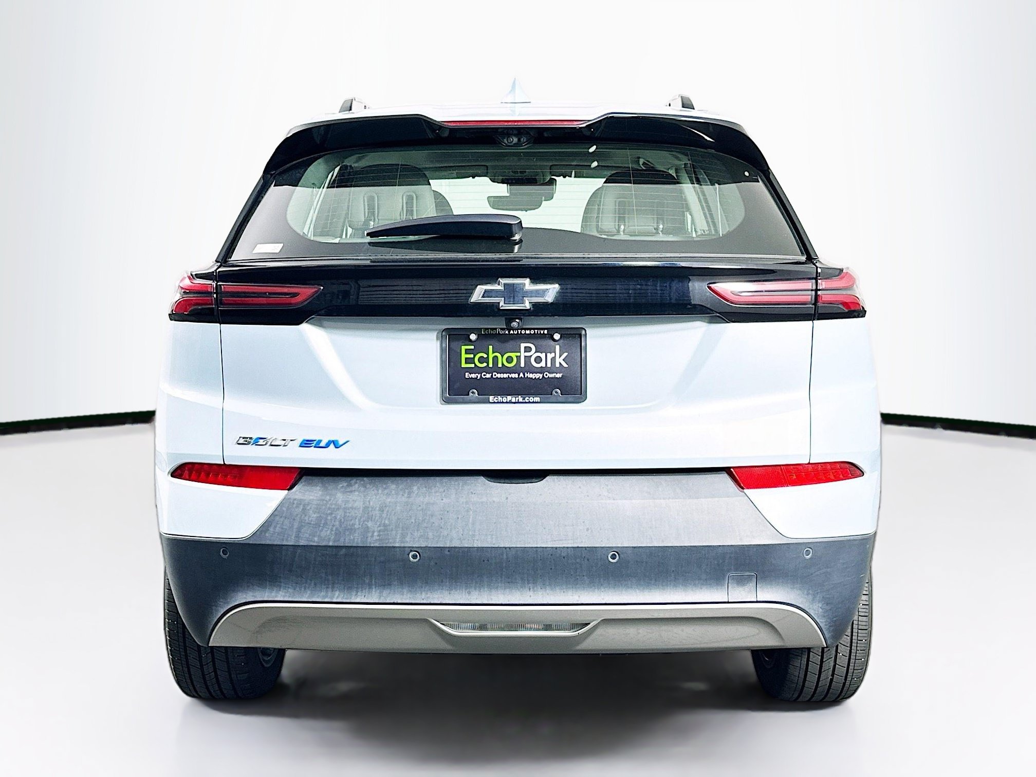 Used 2023 Chevrolet Bolt EUV Premier w/ Sun & Sound Package FWD image 7
