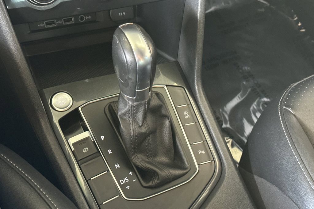 Used 2019 Volkswagen Tiguan SEL R-Line image 20