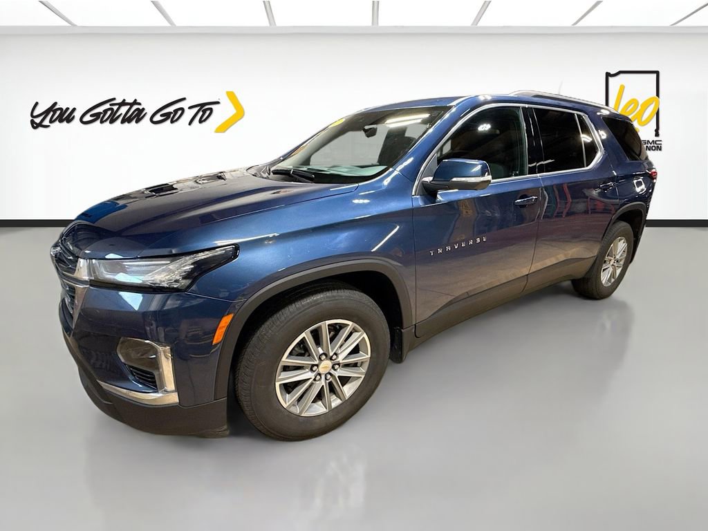 Used 2023 Chevrolet Traverse LT w/ Rear Camera Mirror Package AWD/4WD image 1