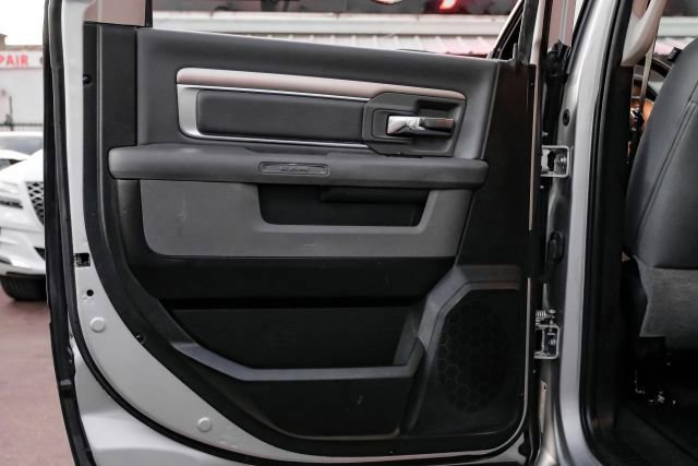 Used 2018 RAM 1500 Lone Star image 51