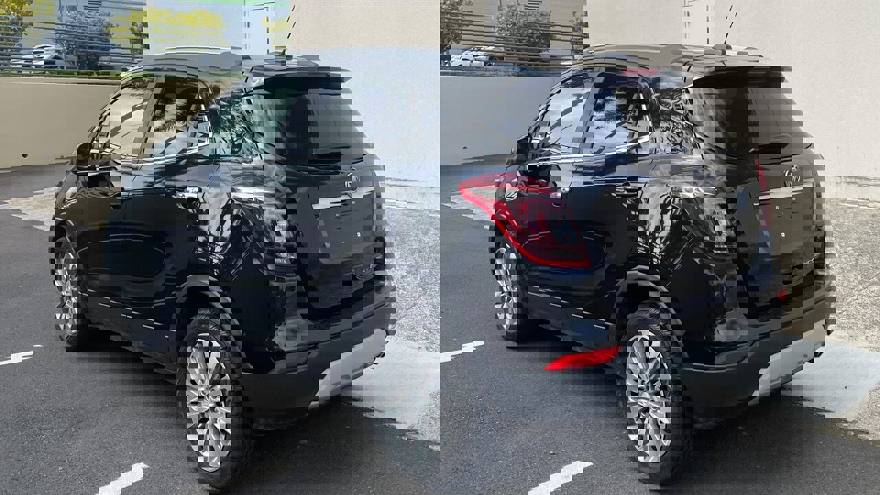 Used 2020 Buick Encore Preferred w/ Safety Package image 3