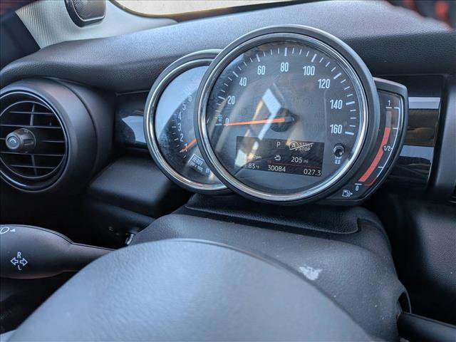 Used 2019 MINI Cooper S w/ Premium Package image 12