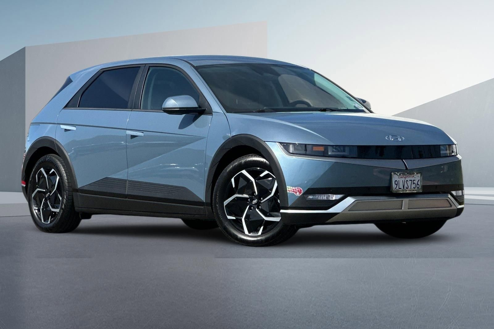 Used 2024 Hyundai Ioniq 5 SEL image 2