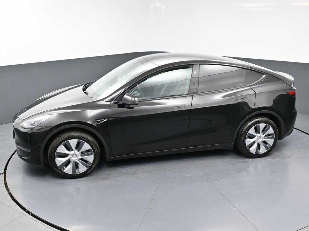 Used 2023 Tesla Model Y Long Range image 51