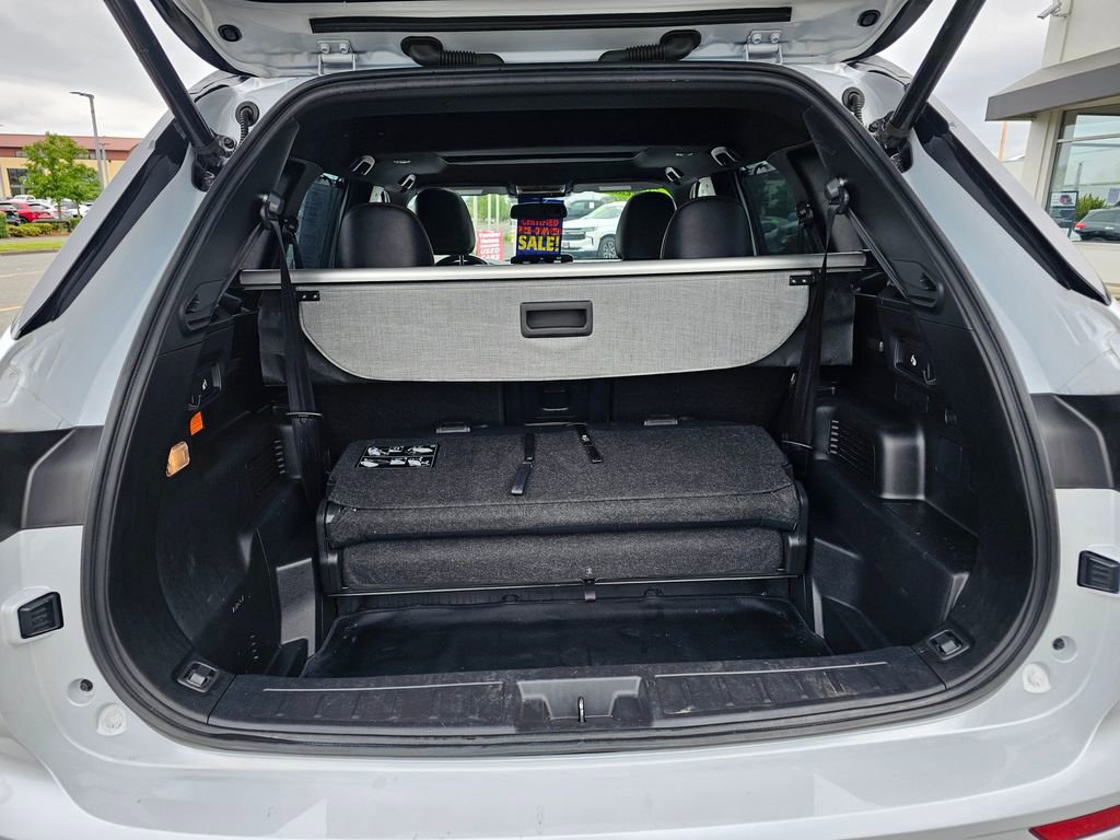 Used 2023 Mitsubishi Outlander SEL AWD/4WD image 11