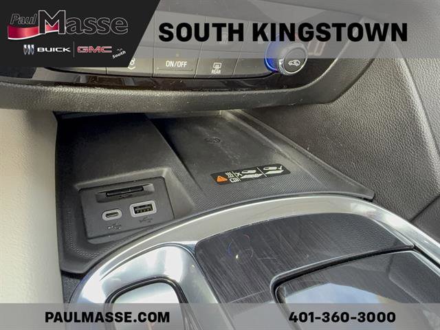 Used 2023 Buick Enclave Essence w/ Experience Buick Package image 19