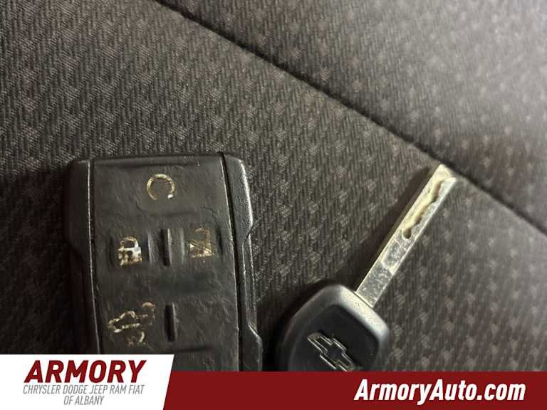 Used 2020 Chevrolet Silverado 1500 Custom w/ Custom Value Package image 37