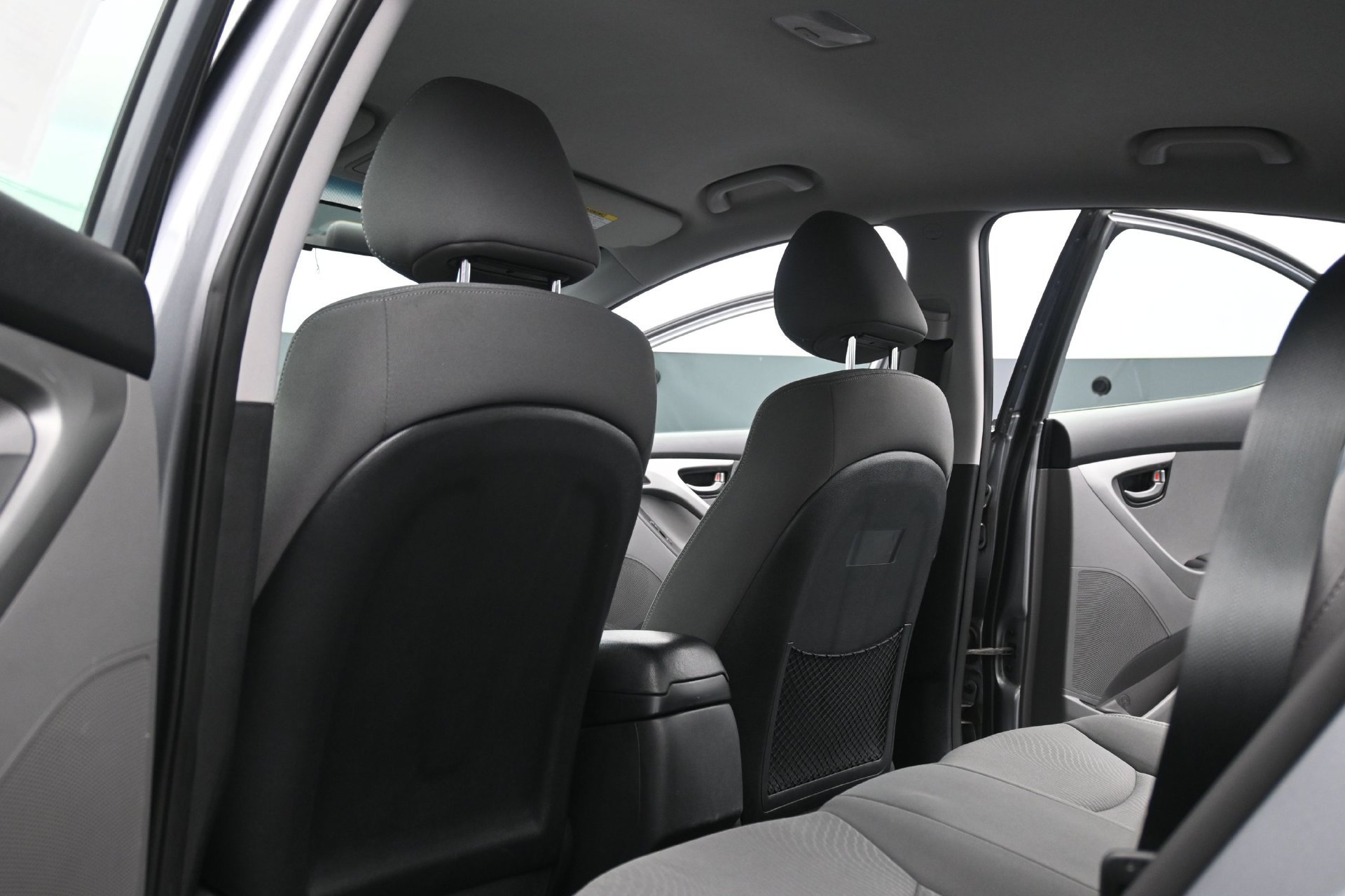 Used 2015 Hyundai Elantra SE FWD image 15