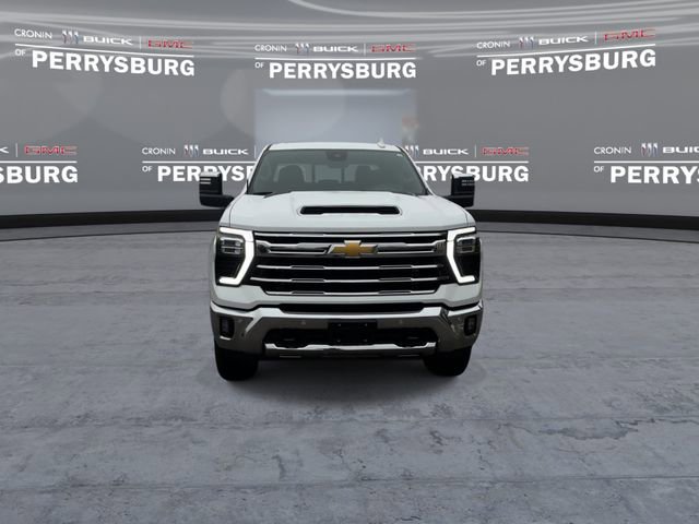 Used 2025 Chevrolet Silverado 2500 LTZ w/ LTZ Premium Package AWD/4WD image 3