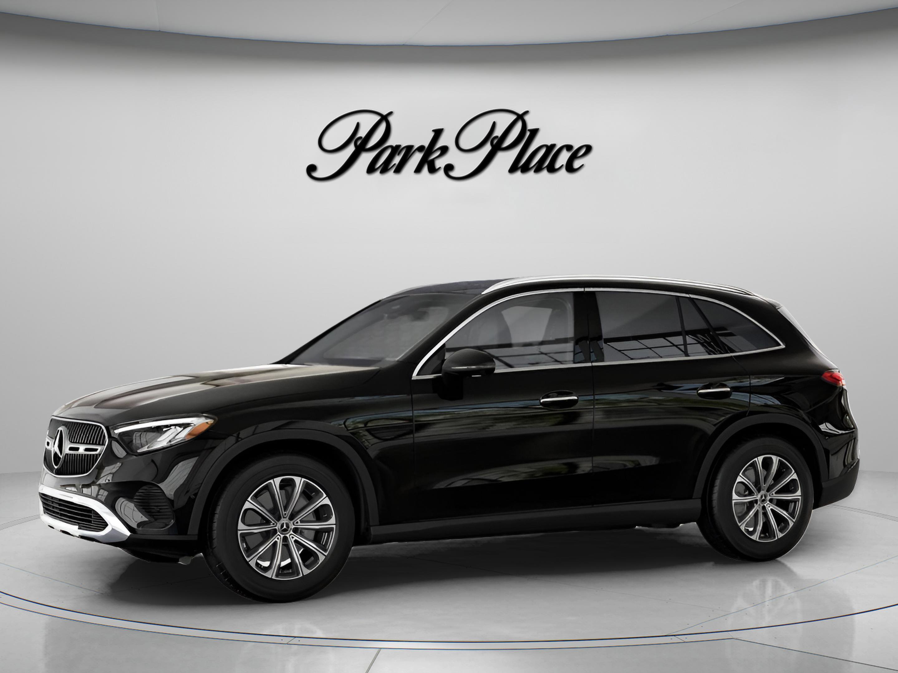 Certified 2026 Mercedes-Benz GLC 300 image 3
