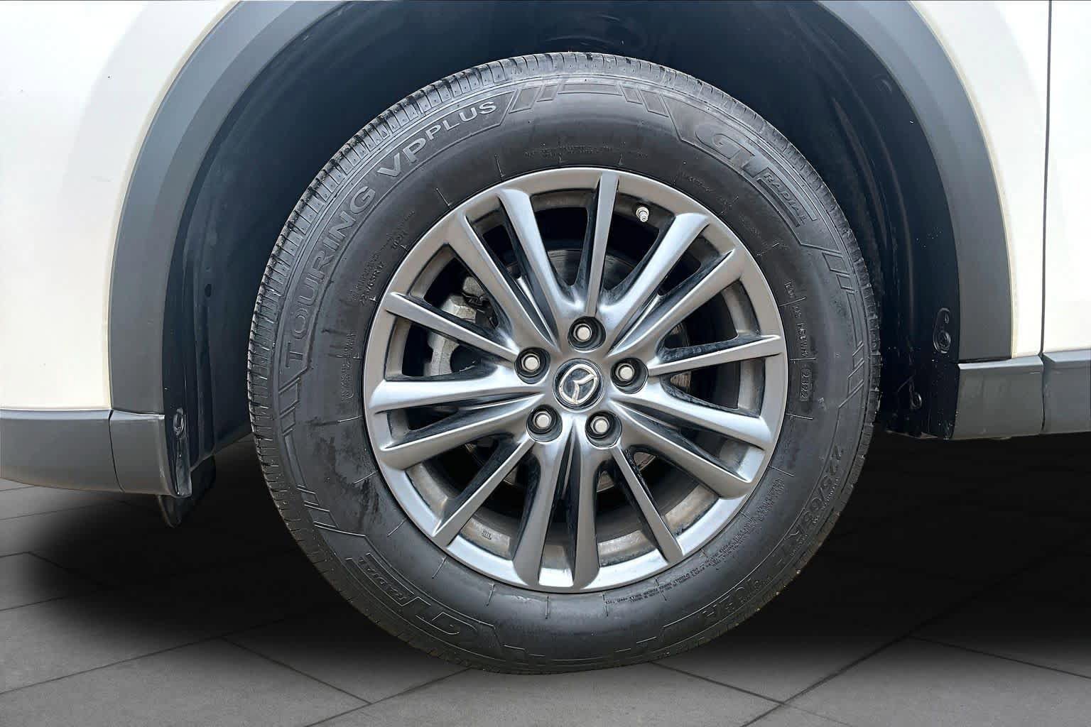 Used 2020 MAZDA CX-5 Touring FWD image 11