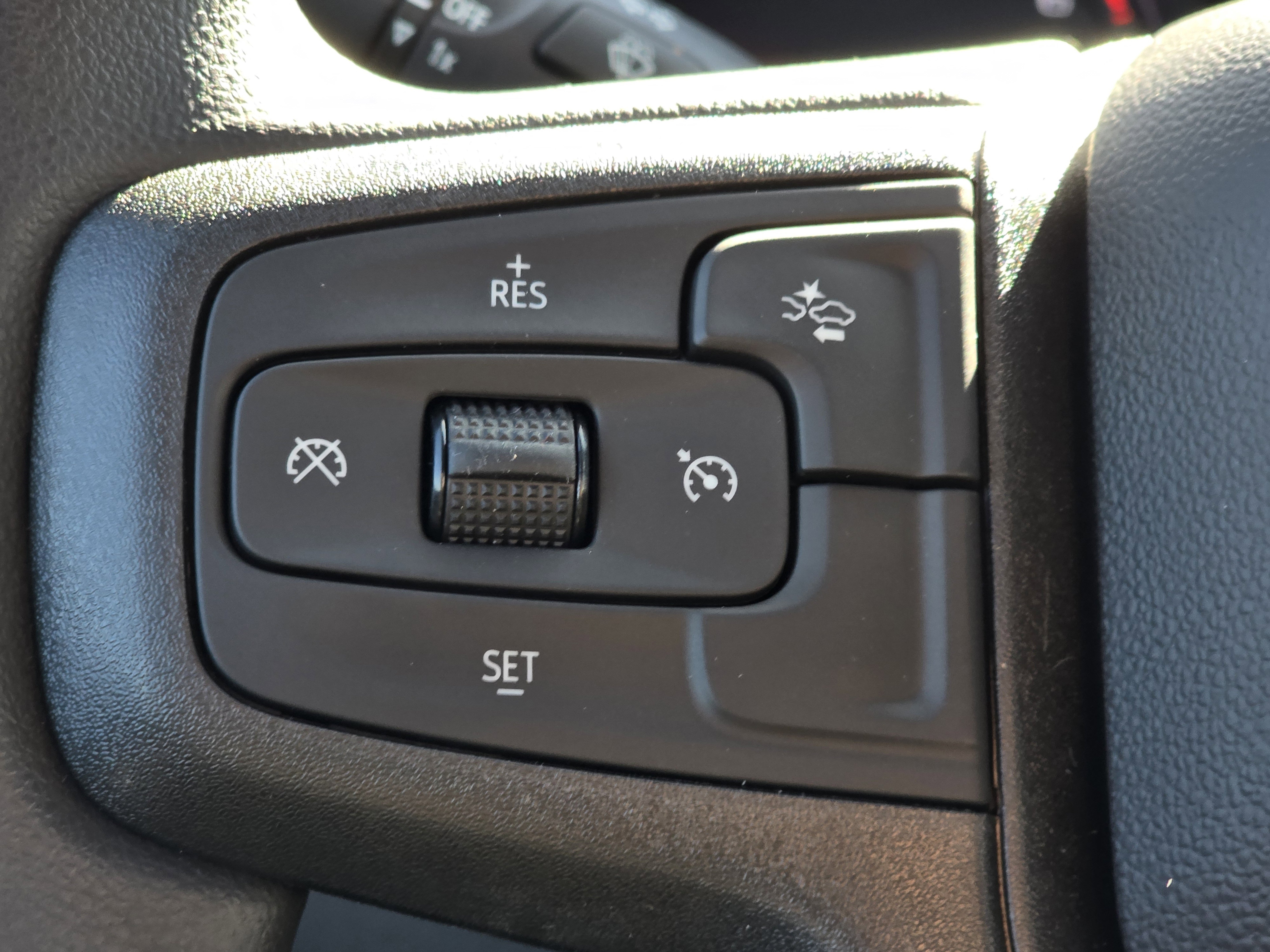 New 2025 Chevrolet Silverado 1500 W/T w/ WT Safety Package image 31