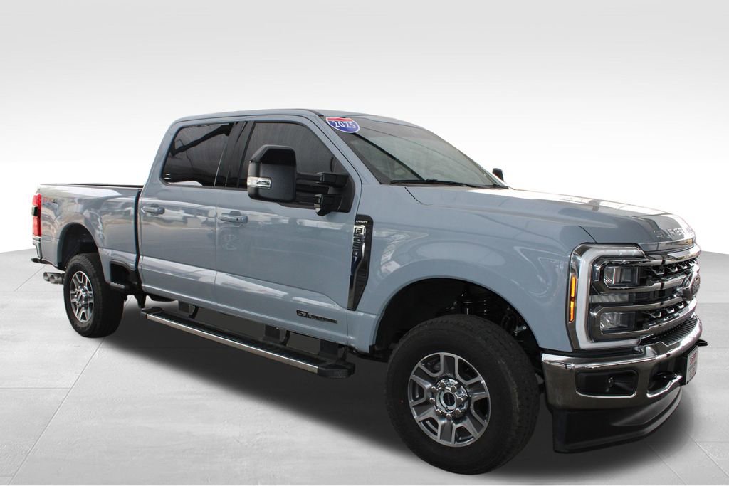 Used 2025 Ford F250 Lariat w/ FX4 Off-Road Package image 21