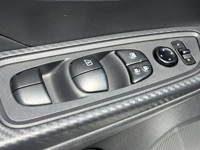 Used 2025 Nissan Versa SV FWD image 12