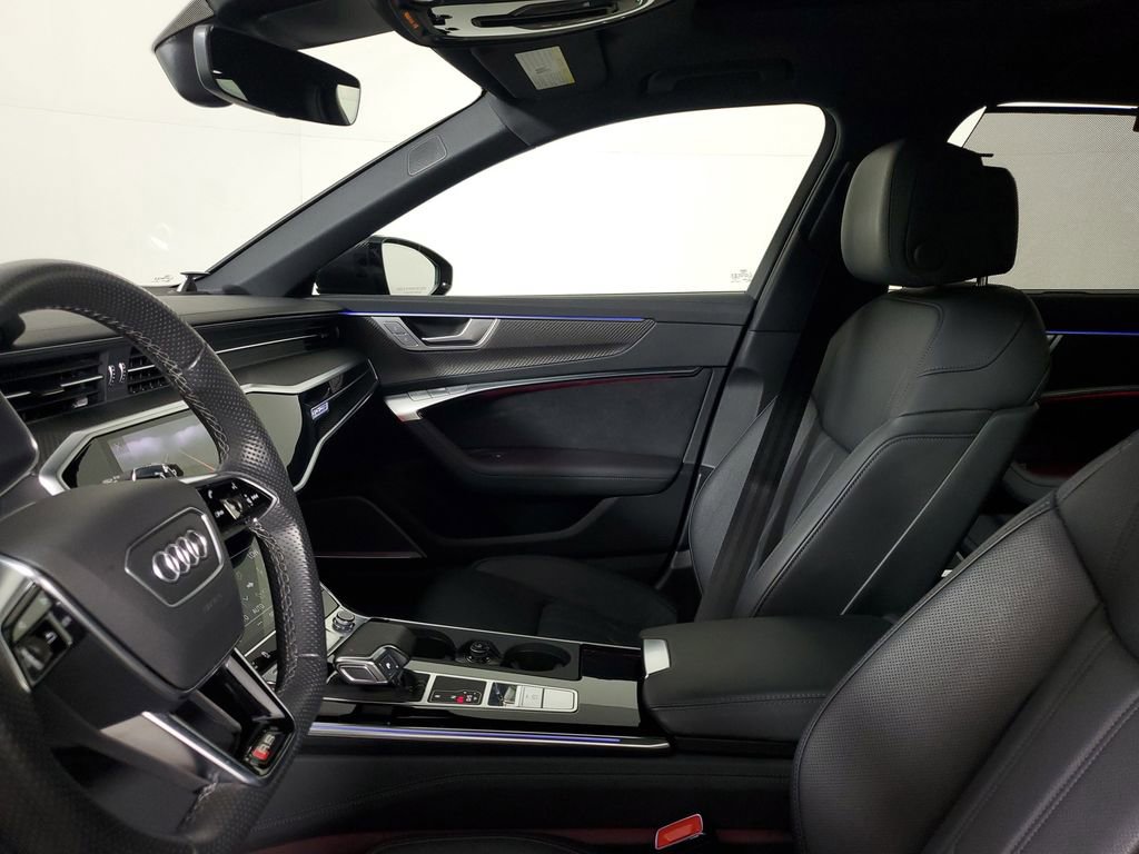 Used 2022 Audi RS 6 AWD/4WD image 21