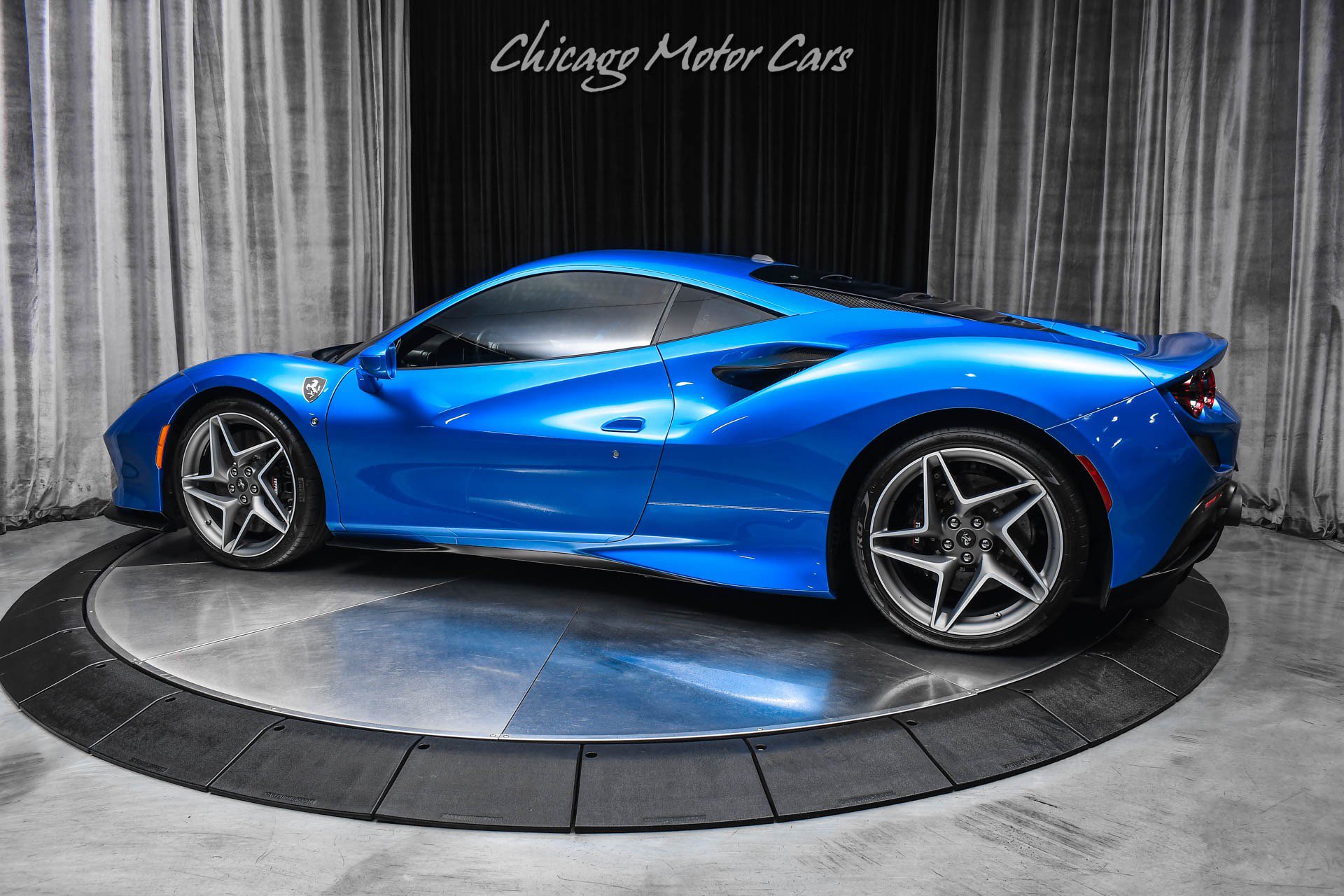Used 2020 Ferrari F8 Tributo RWD image 3