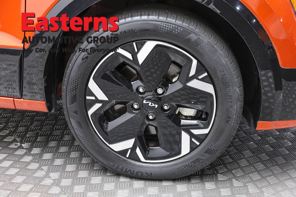 Used 2023 Kia Niro Wind w/ Wind Preserve Package FWD image 30