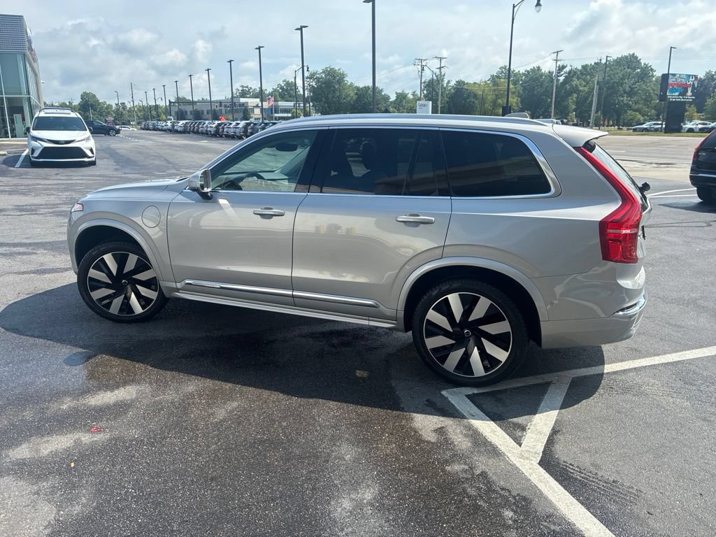 Used 2024 Volvo XC90 T8 Plus w/ Protection Package Premier AWD/4WD image 6