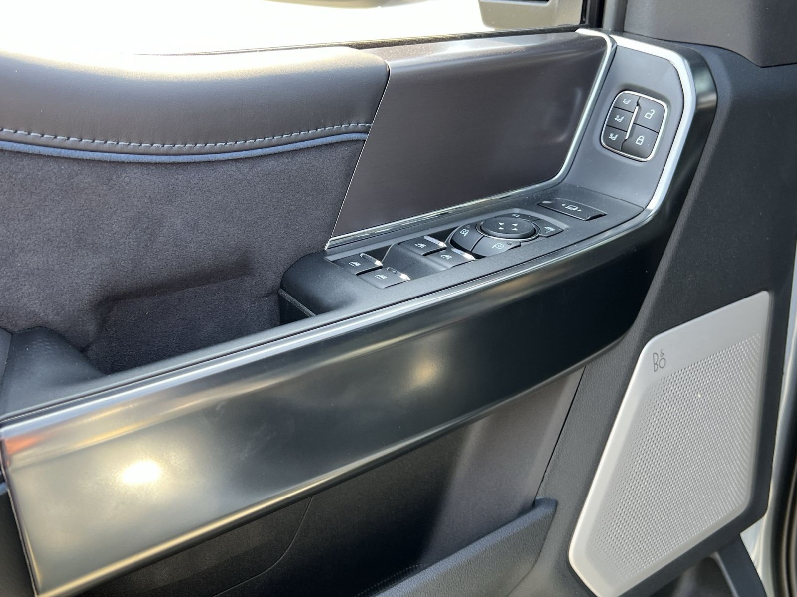 New 2026 Ford F250 Platinum AWD/4WD image 15