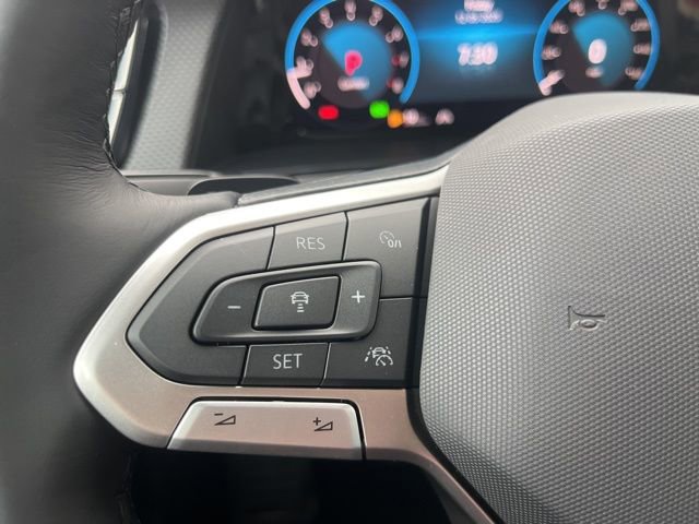 New 2026 Volkswagen Atlas Cross Sport SEL Premium R-Line image 9