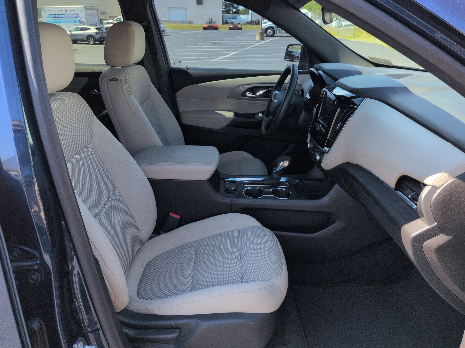 Certified 2023 Chevrolet Traverse LS FWD image 28