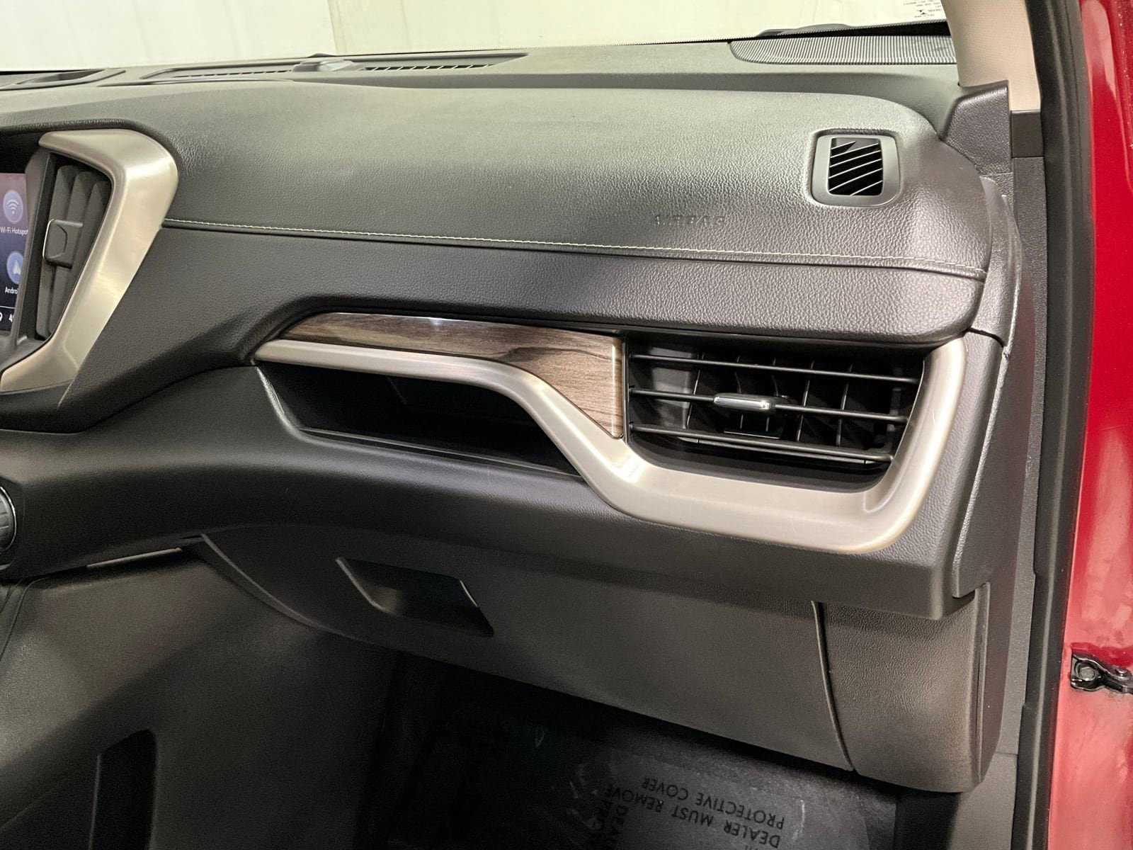 Used 2020 GMC Terrain Denali w/ GMC Pro Grade Package AWD/4WD image 15