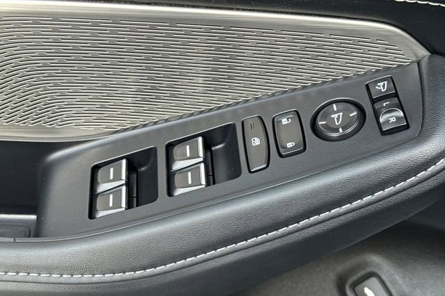 Certified 2024 Acura MDX SH-AWD w/ Advance Package image 12