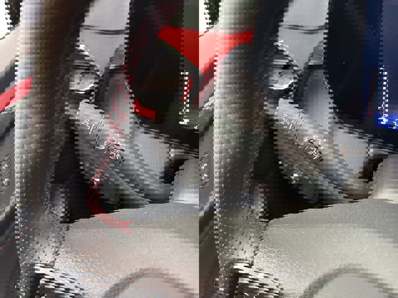 Used 2025 Chevrolet TrailBlazer RS w/ Driver Confidence Package image 20