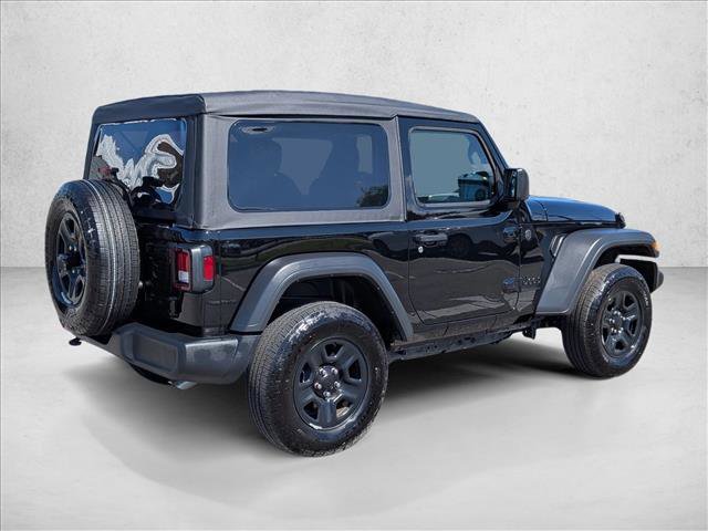Used 2025 Jeep Wrangler Sport AWD/4WD image 5
